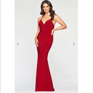 Faviana Red V-Neck Sheath Jersey Dress